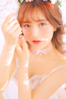 《彼女×彼女×彼女》动漫